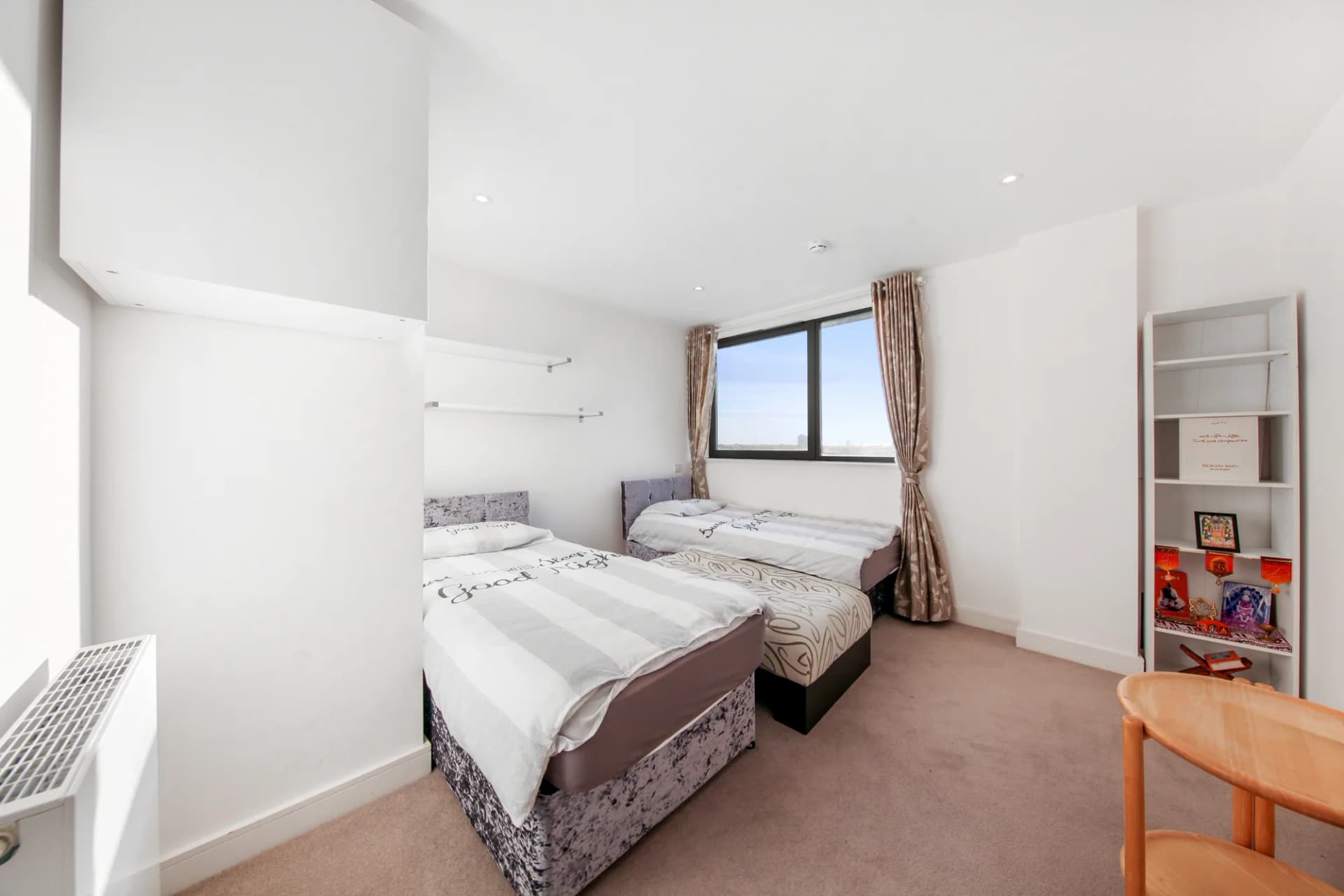 Flat 311 Ramsey House High road  - asewPbiYO6VjNBLTHUib.jpg