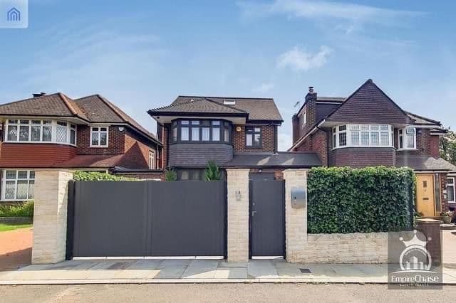 SALMON STREET, KINGSBURY, LONDON, NW9