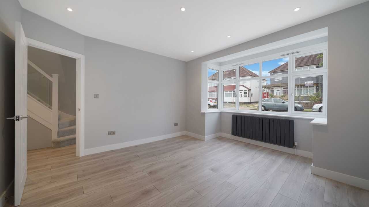 Spacious Living Room | Harrow